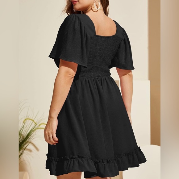 NWOT Square Neck Flutter Sleeve Cottagecore Smocked Dress Size Small - Picture 3 of 6